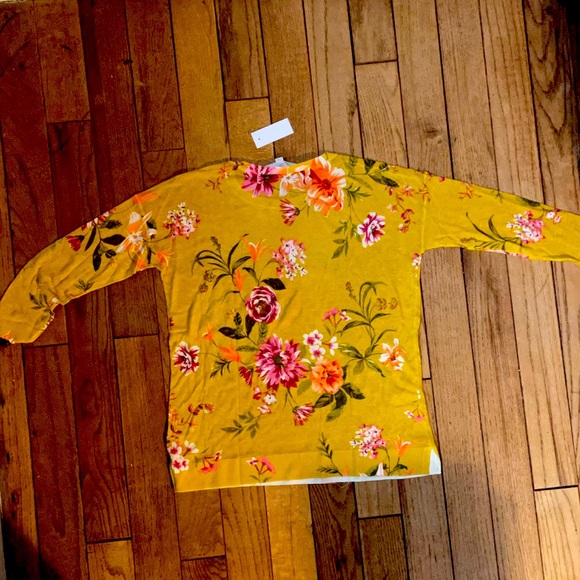 Loft Sweater - Picture 2 of 2